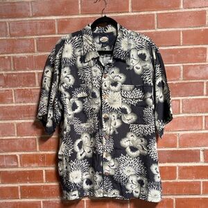 Tommy Bahama Black Floral Short-Sleeve Button-Down Shirt